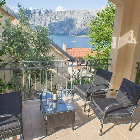Villa Svetlana Prčanj Eksteriør billede