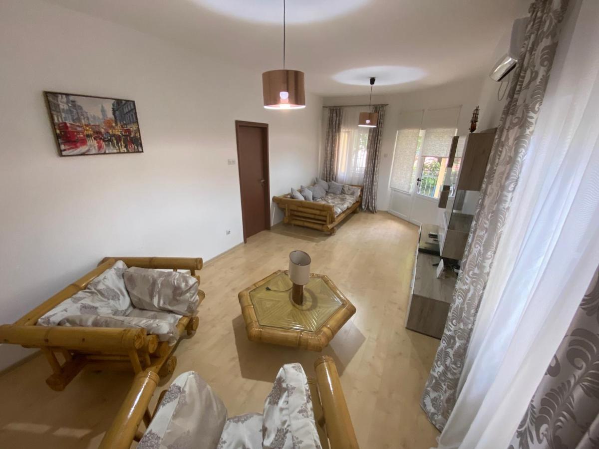 Villa Svetlana Prčanj Eksteriør billede