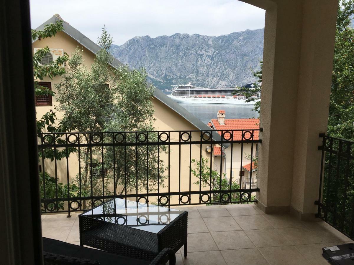 Villa Svetlana Prčanj Eksteriør billede